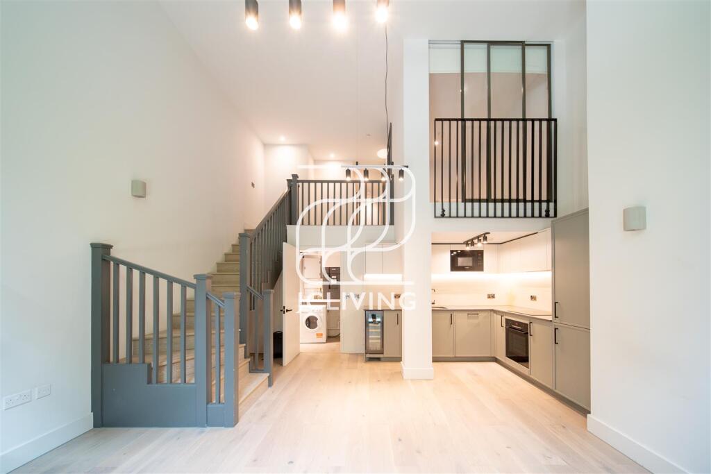 Main image of property: Windsor Square, London