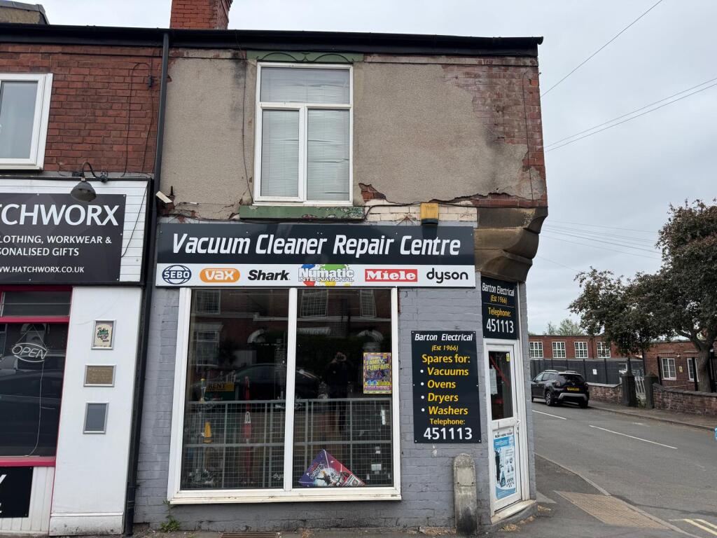 Main image of property: 363 Sheffield Road, Chesterfield, Derbyshire S41 8LL