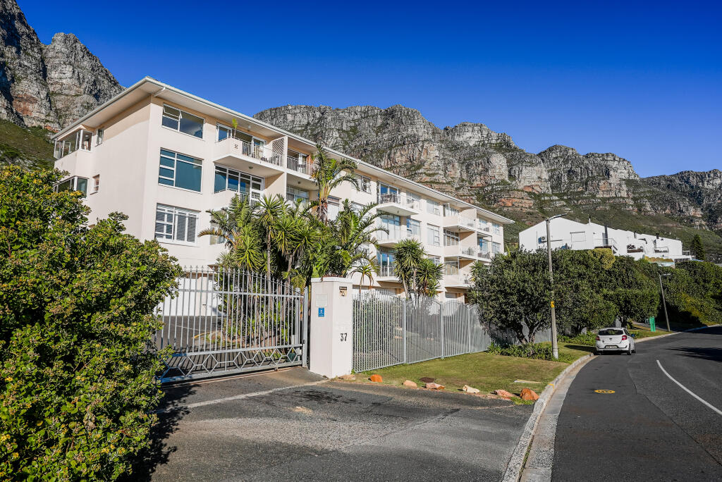 Main image of property: South Africa, Western Cape, Camps Bay, Hely Hutchinson Avenue, 37