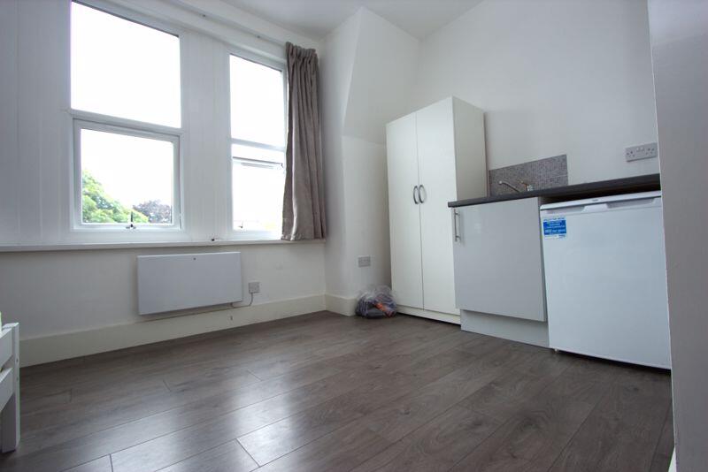 Main image of property: Green Lanes, Harringay N4