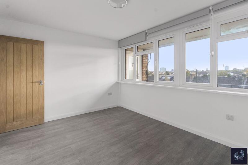 Main image of property: 2 bedroom flat - Seven Sisters Road N15 4HE