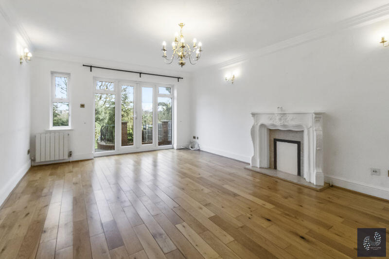 Main image of property: 4 bedroom House - Totteridge N20 0EB