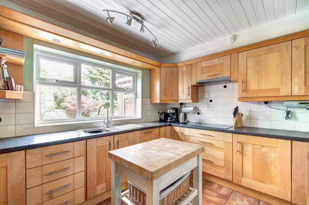Additional property image - Shakespeare Drive, Shirley, Solihull, West Midlands, B90