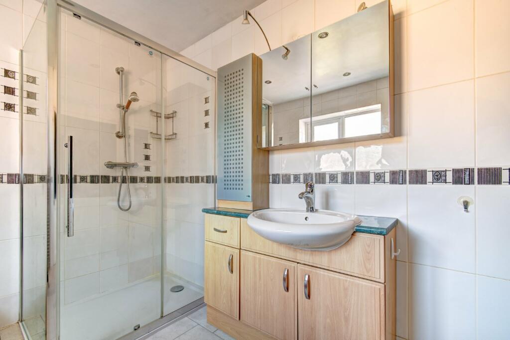 Additional property image - Shakespeare Drive, Shirley, Solihull, West Midlands, B90