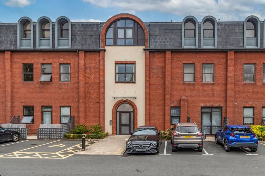Additional property image - Warwick Road, Solihull, West Midlands, B92