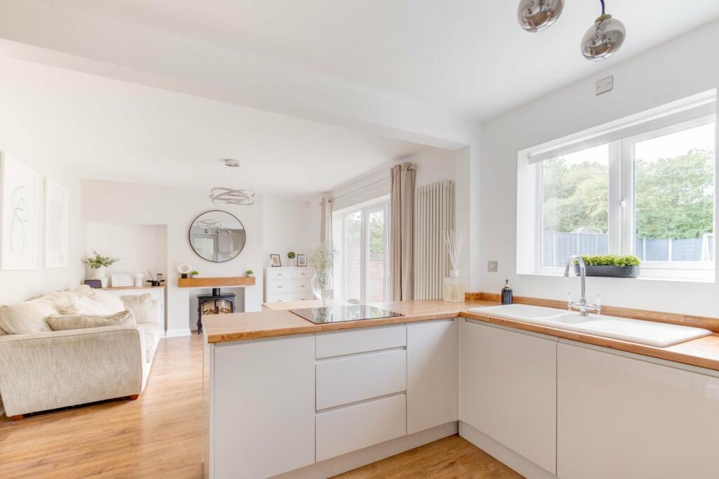 Additional property image - Fallowfield Road, Solihull, West Midlands, B92