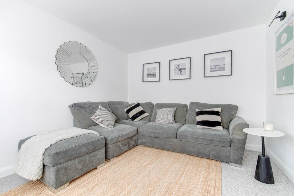 Additional property image - Fallowfield Road, Solihull, West Midlands, B92