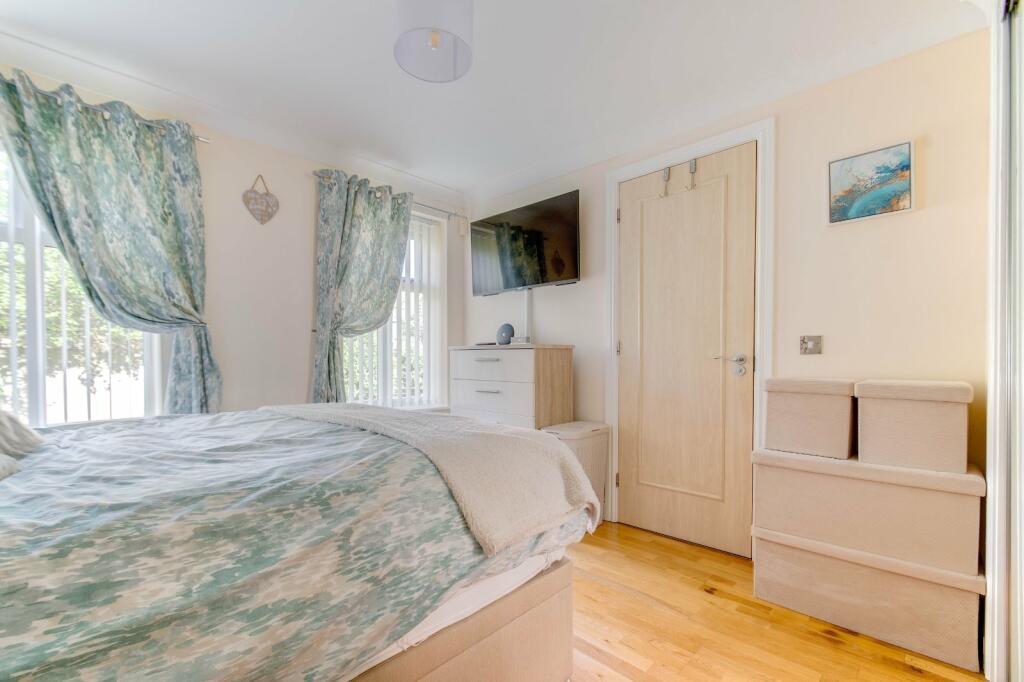 Additional property image - Tythe Barn Lane, Dickens Heath, Solihull, West Midlands, B90