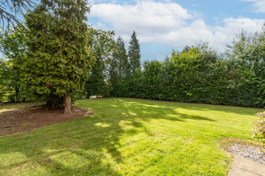 Additional property image - Tythe Barn Lane, Dickens Heath, Solihull, West Midlands, B90