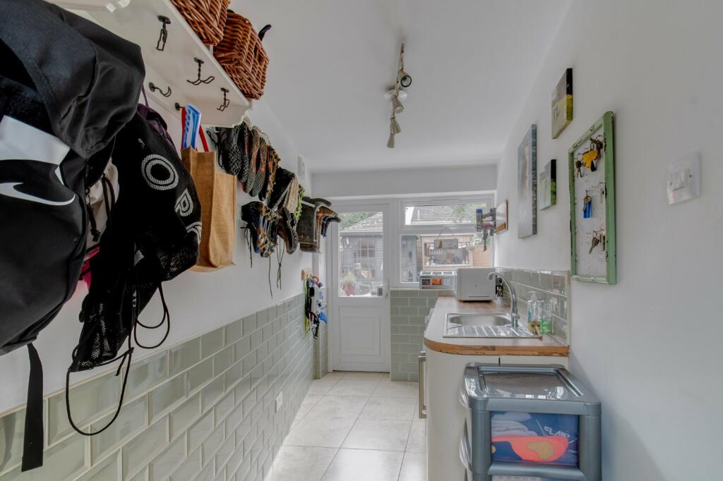 Additional property image - The Dingle, Cheswick Green, Solihull, West Midlands, B90