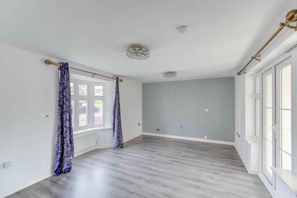 Additional property image - Wharf Lane, Solihull, West Midlands, B91