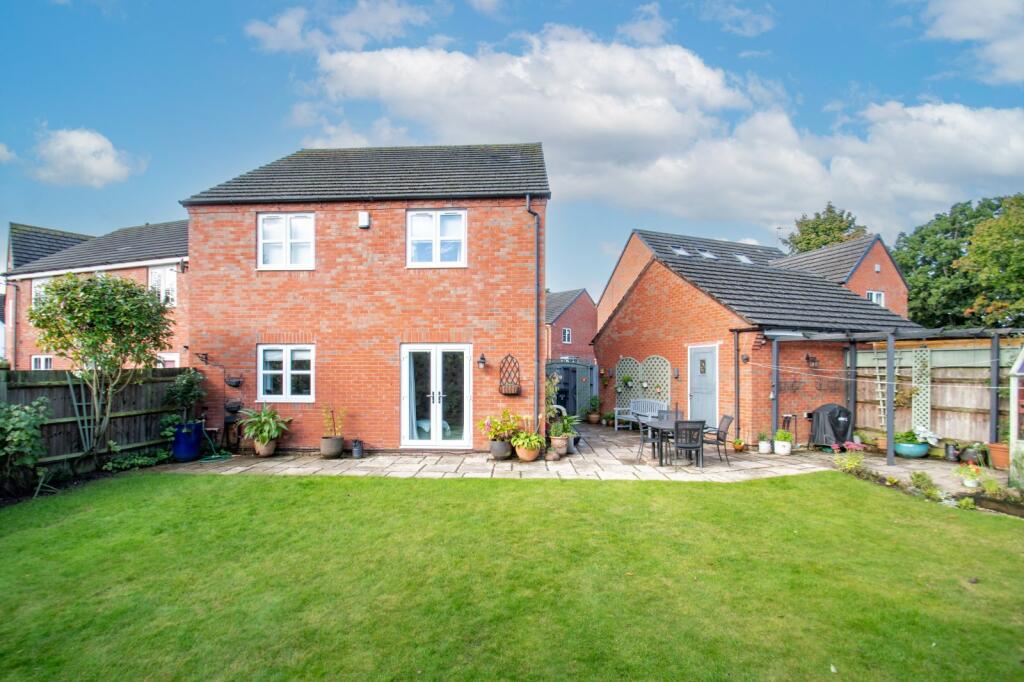 Additional property image - Damson Grove, Solihull, West Midlands, B92