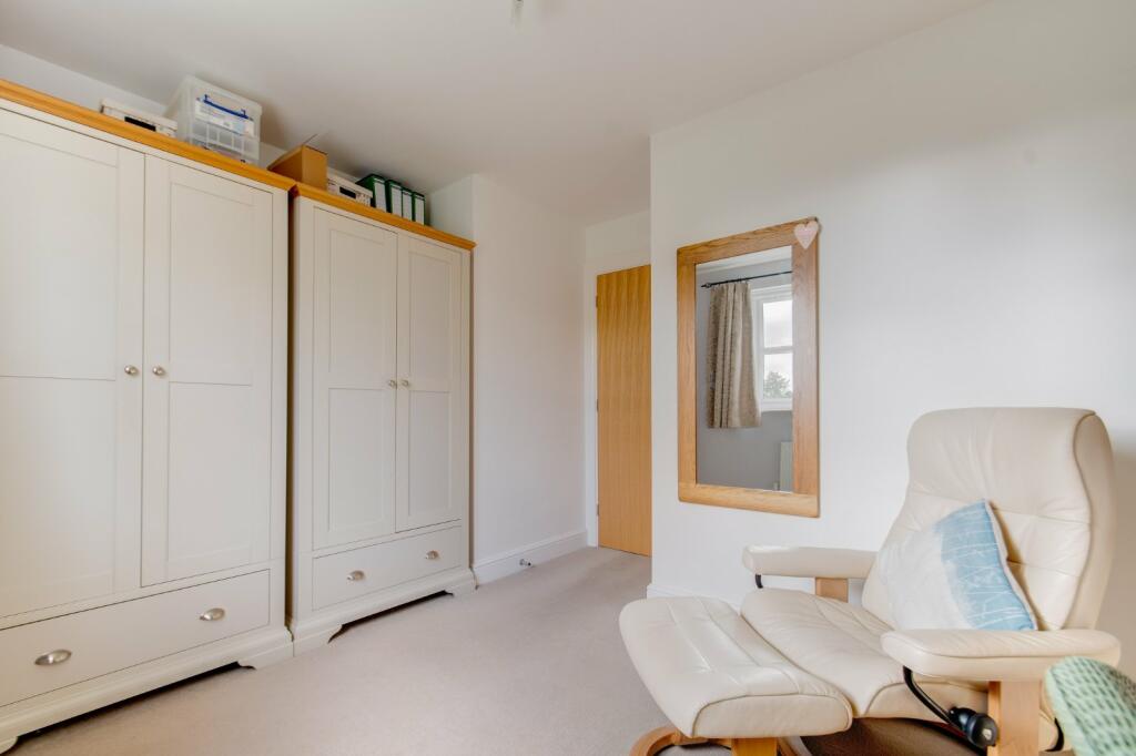 Additional property image - Damson Grove, Solihull, West Midlands, B92