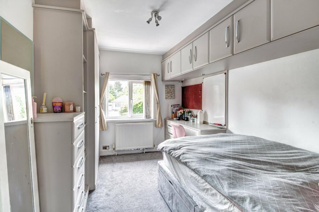 Additional property image - Warwick Road, Solihull, West Midlands, B91