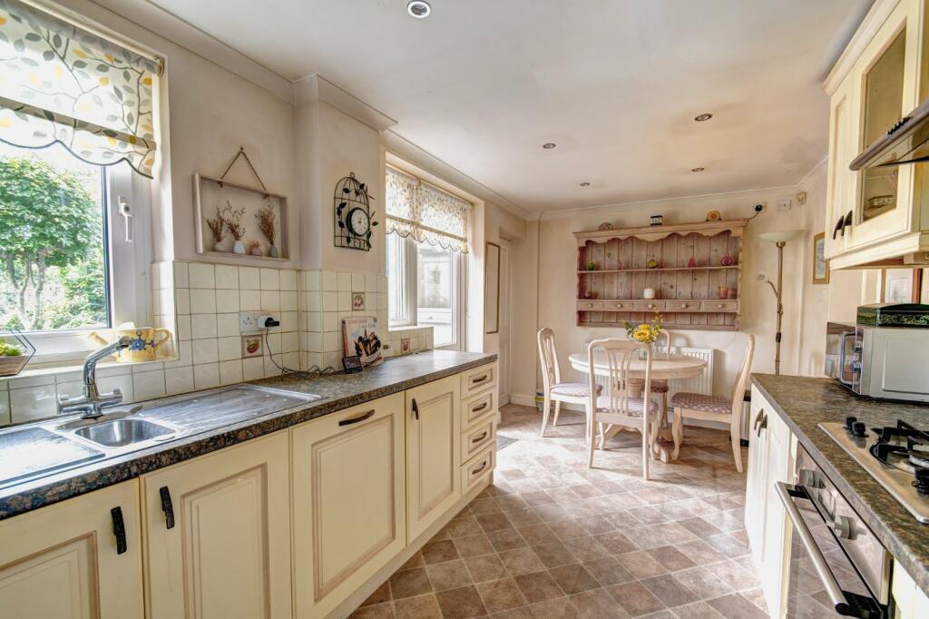 Additional property image - Burman Road, Shirley, Solihull, West Midlands, B90