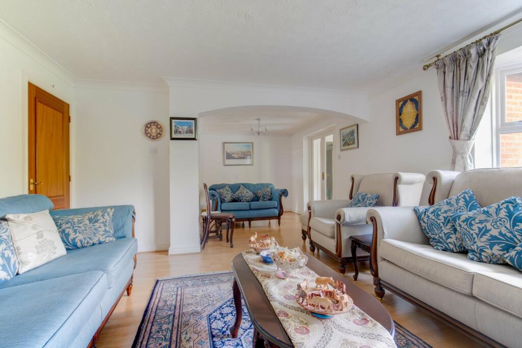 Additional property image - Brampton Crescent, Shirley, Solihull, West Midlands, B90