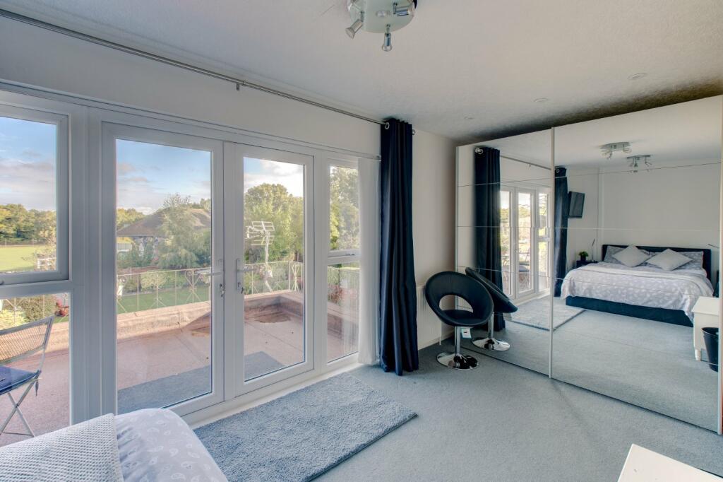 Additional property image - Streetsbrook Road, Shirley, Solihull, West Midlands, B90