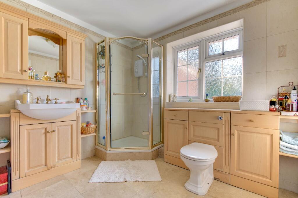 Additional property image - Kineton Green Road, Solihull, West Midlands, B92