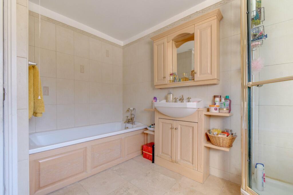Additional property image - Kineton Green Road, Solihull, West Midlands, B92