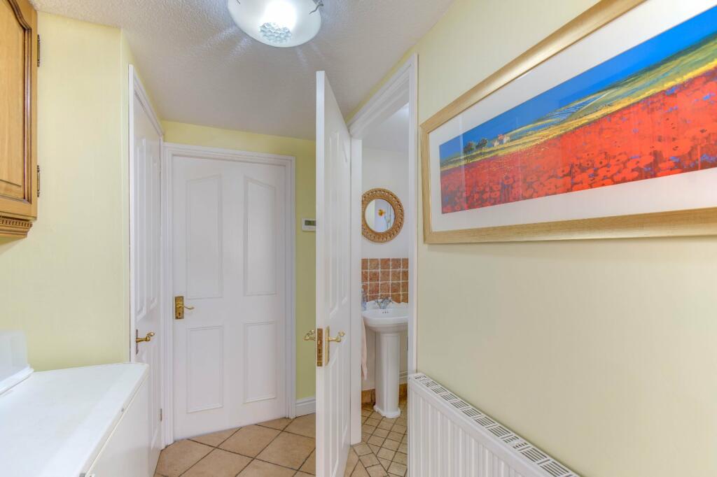 Additional property image - Kineton Green Road, Solihull, West Midlands, B92