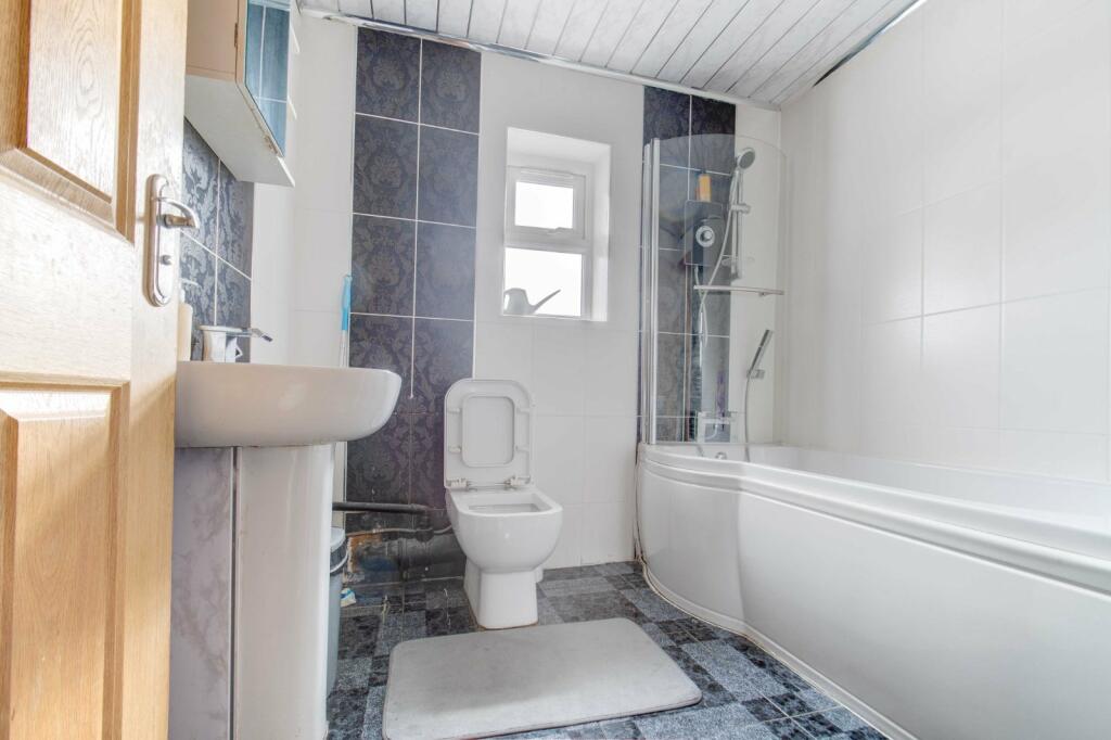 Additional property image - Hob Moor Road, Small Heath, Birmingham, West Midlands, B10
