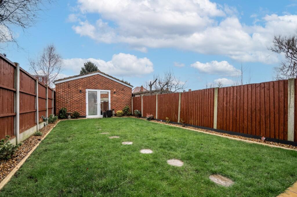 Additional property image - Barn Lane, Solihull, West Midlands, B92