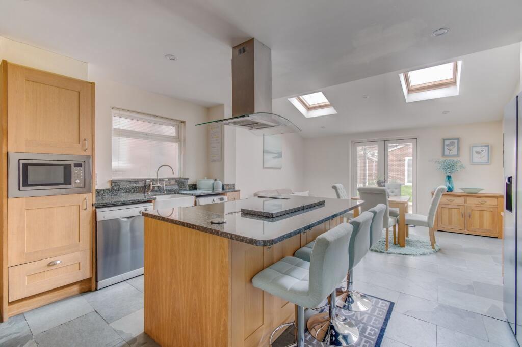 Additional property image - Barn Lane, Solihull, West Midlands, B92