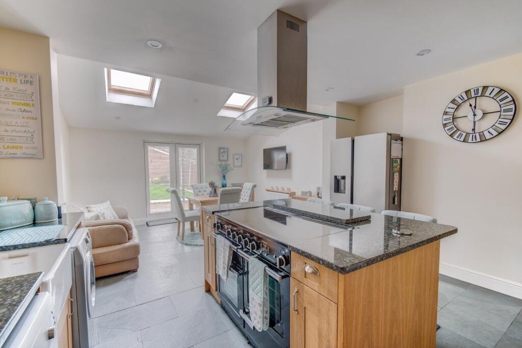 Additional property image - Barn Lane, Solihull, West Midlands, B92