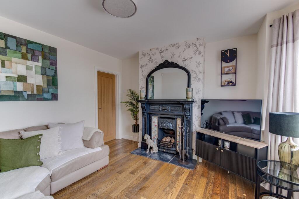 Additional property image - Barn Lane, Solihull, West Midlands, B92