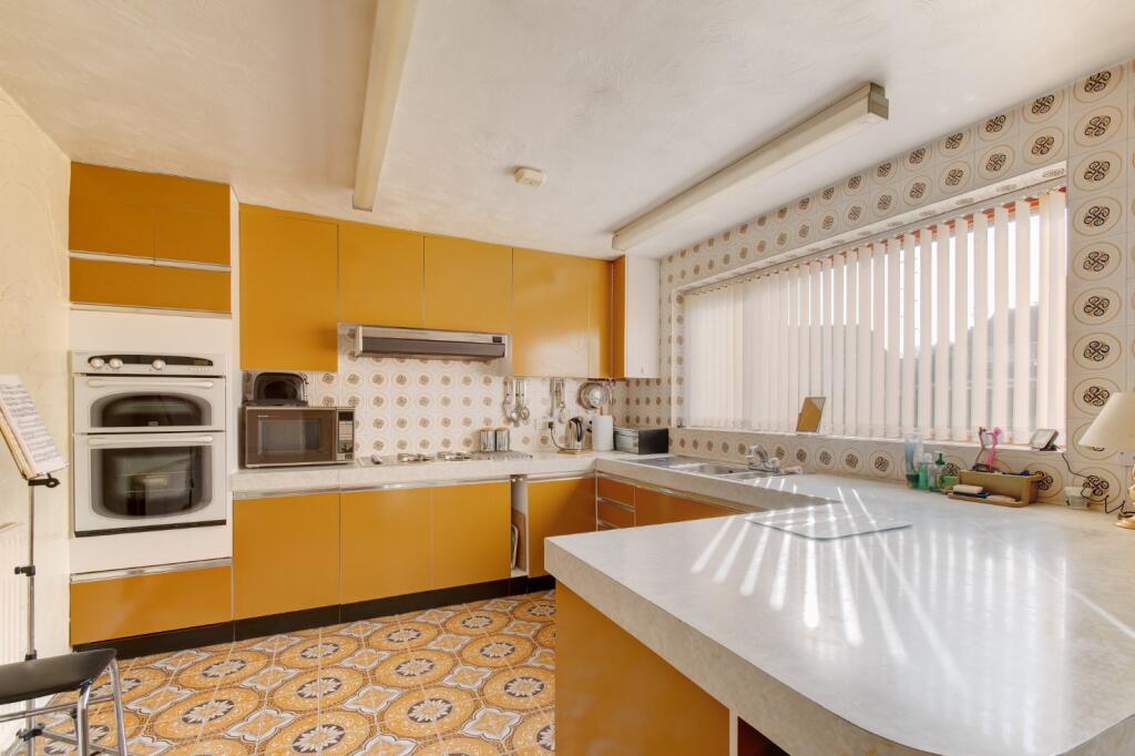 Additional property image - Peverell Drive, Birmingham, West Midlands, B28