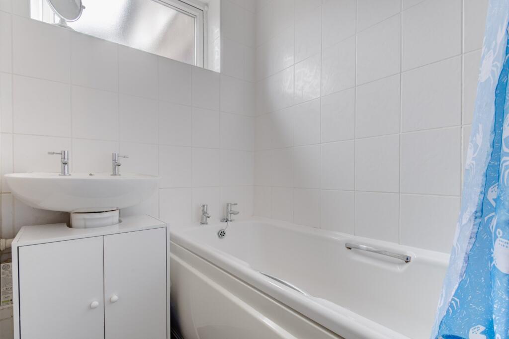 Additional property image - Lakefield Close, Birmingham, West Midlands, B28