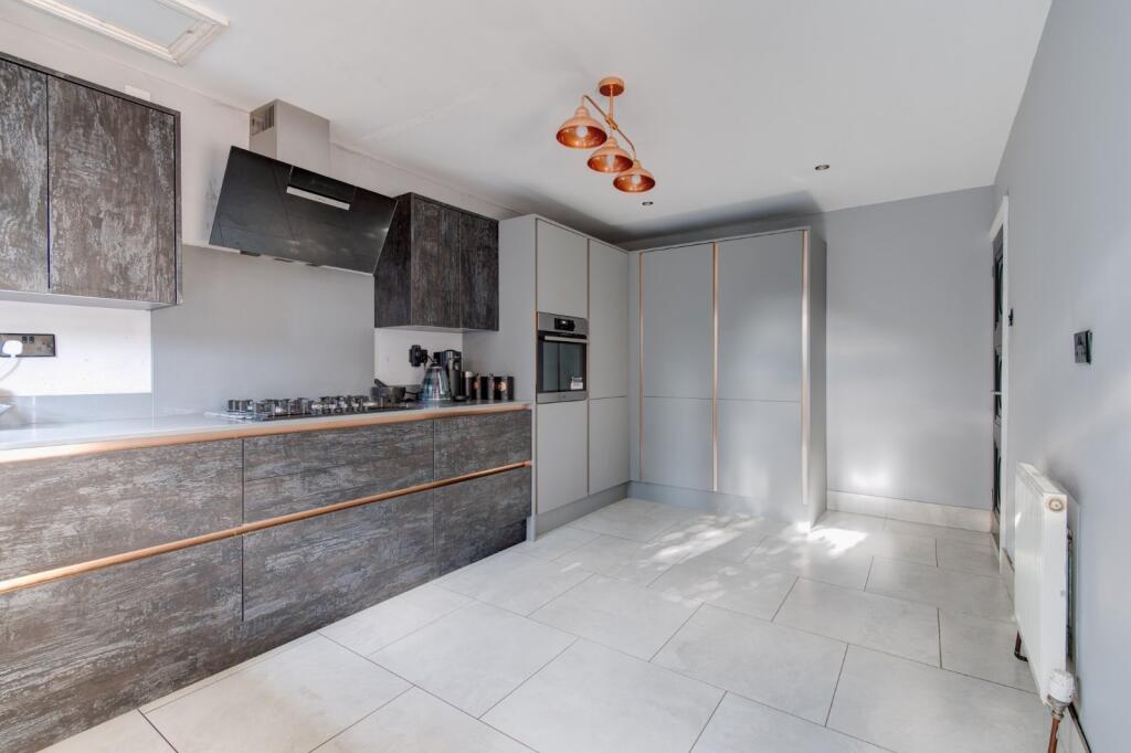 Additional property image - Binton Road, Shirley, Solihull, West Midlands, B90