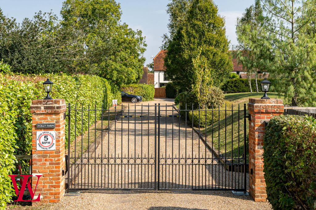 Additional property image - Bridge Barn, Folly Farm, Stortford Road, Dunmow, Essex