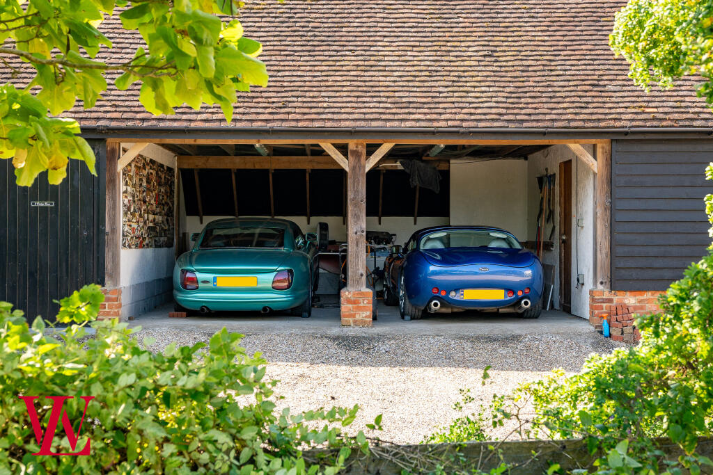 Additional property image - Bridge Barn, Folly Farm, Stortford Road, Dunmow, Essex