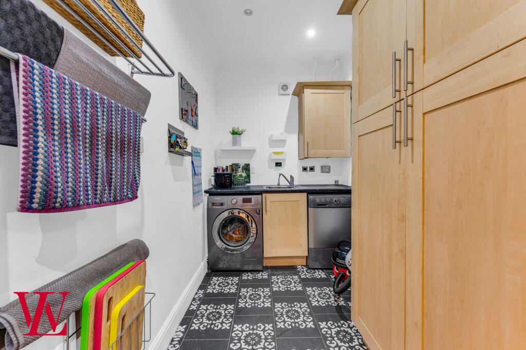 Additional property image - Burley Hill, Harlow, Essex, CM17 9QH, Harlow, Essex