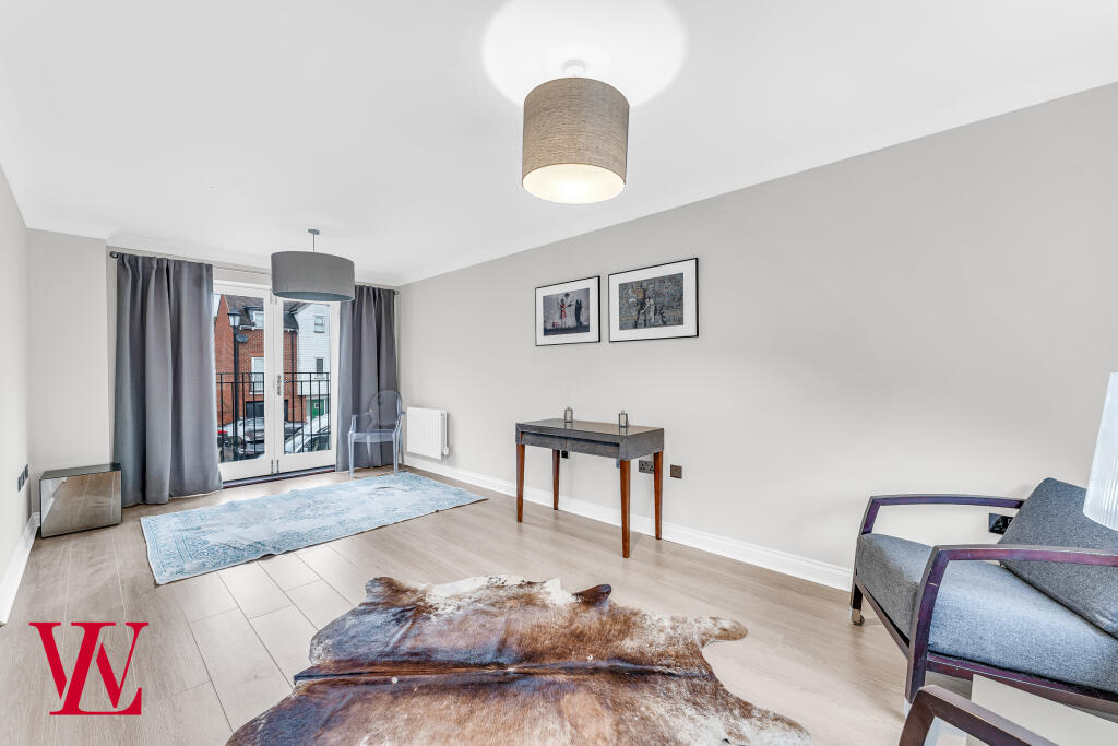 Additional property image - Cavell Drive, Bishop's Stortford, Hertfordshire