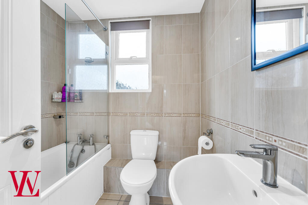 Additional property image - Cavell Drive, Bishop's Stortford, Hertfordshire