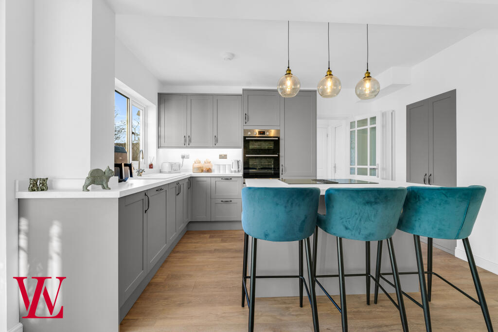 Additional property image - Thorley Park Road, Bishop's Stortford, Hertfordshire