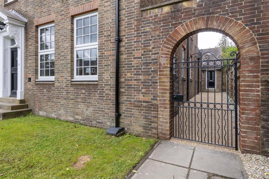 Main image of property: Eridge Road, Crowborough