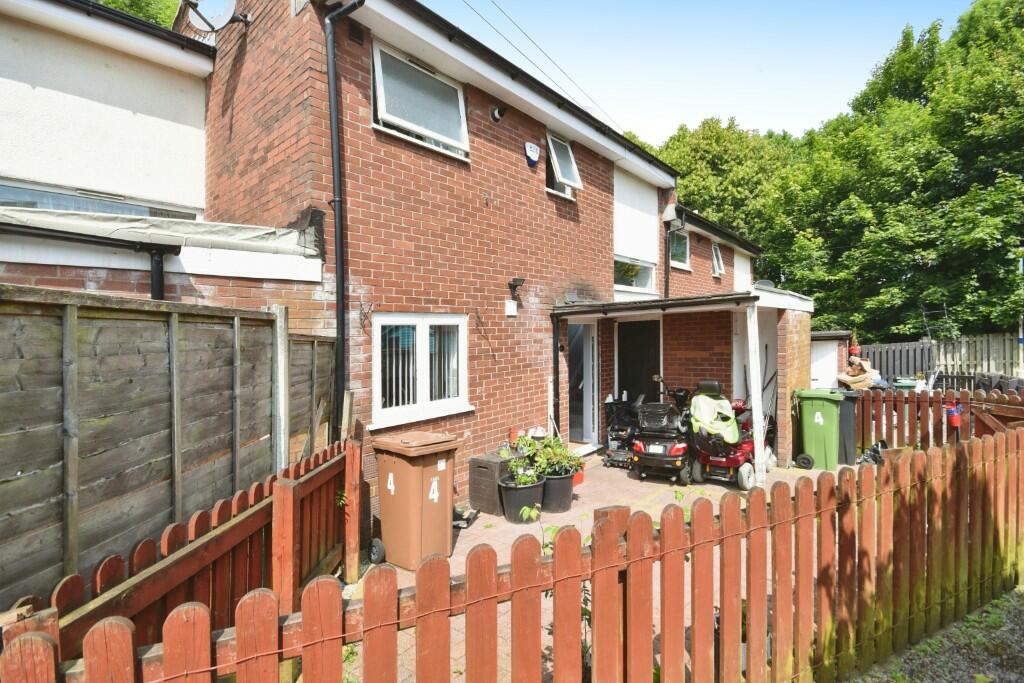 Main image of property: Worthington Close, Ashton-Under-Lyne, Greater Manchester, OL7
