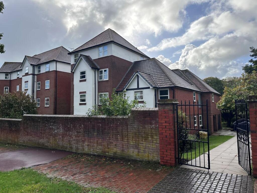 Additional property image - Flat 55 Colonel Stevens Court, 10A Granville Road, Eastbourne, East Sussex, BN20 7HD