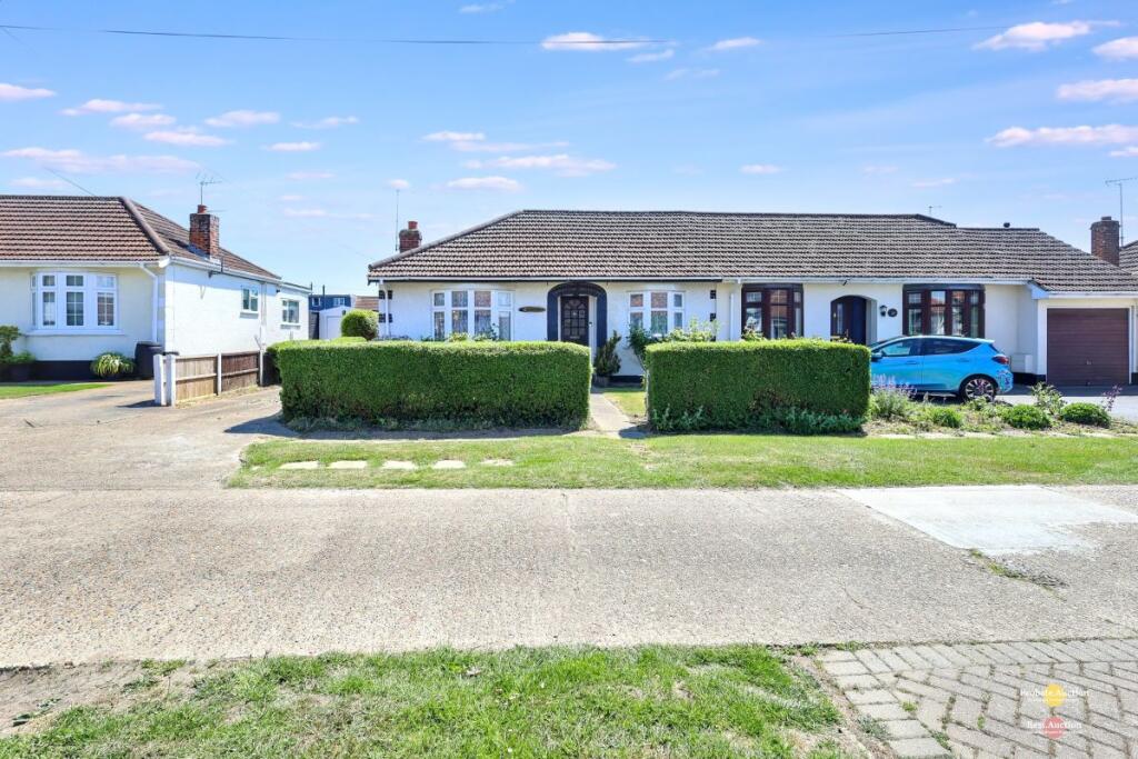 Main image of property: 13 Arundel Drive, Corringham, Stanford-le-Hope, Essex, SS17 7PG