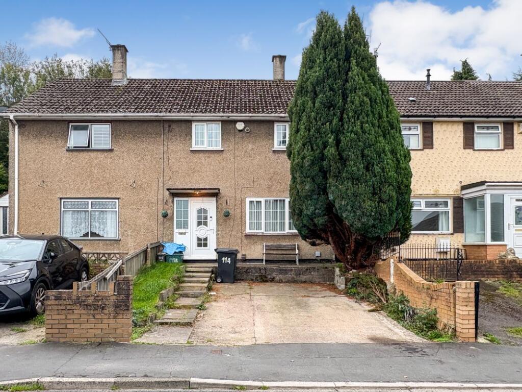 Main image of property: 114 Newland Road, Bristol, Avon, BS13 9DY