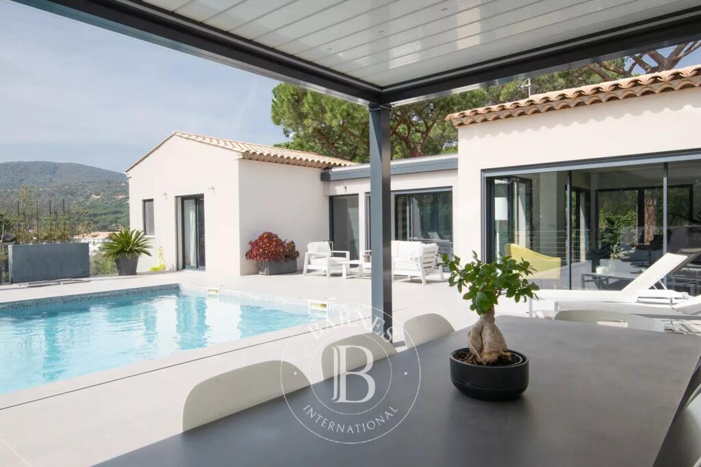Main image of property: Provence-Alps-Cote d`Azur, Var, Ste-Maxime