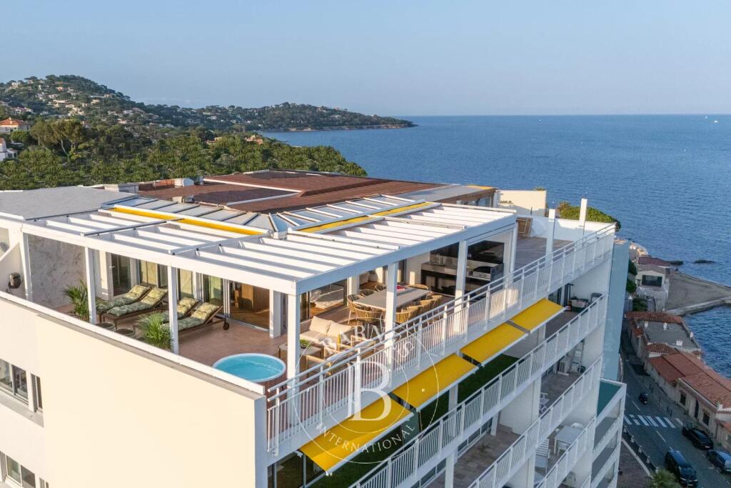Main image of property: Provence-Alps-Cote d`Azur, Var, Ste-Maxime