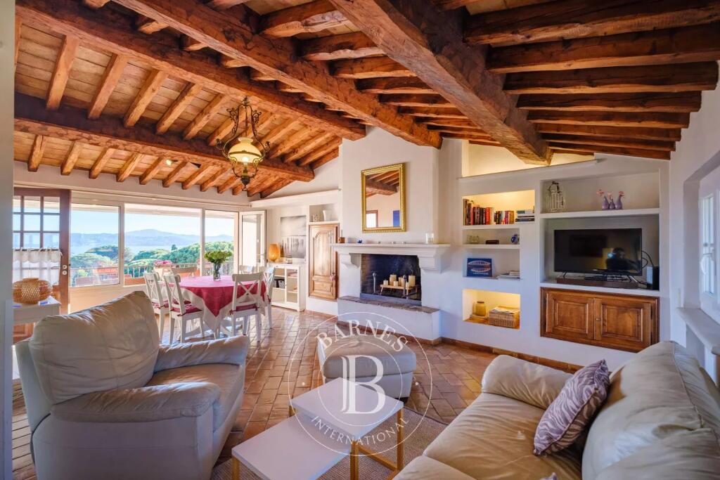 Main image of property: Provence-Alps-Cote d`Azur, Var, Grimaud