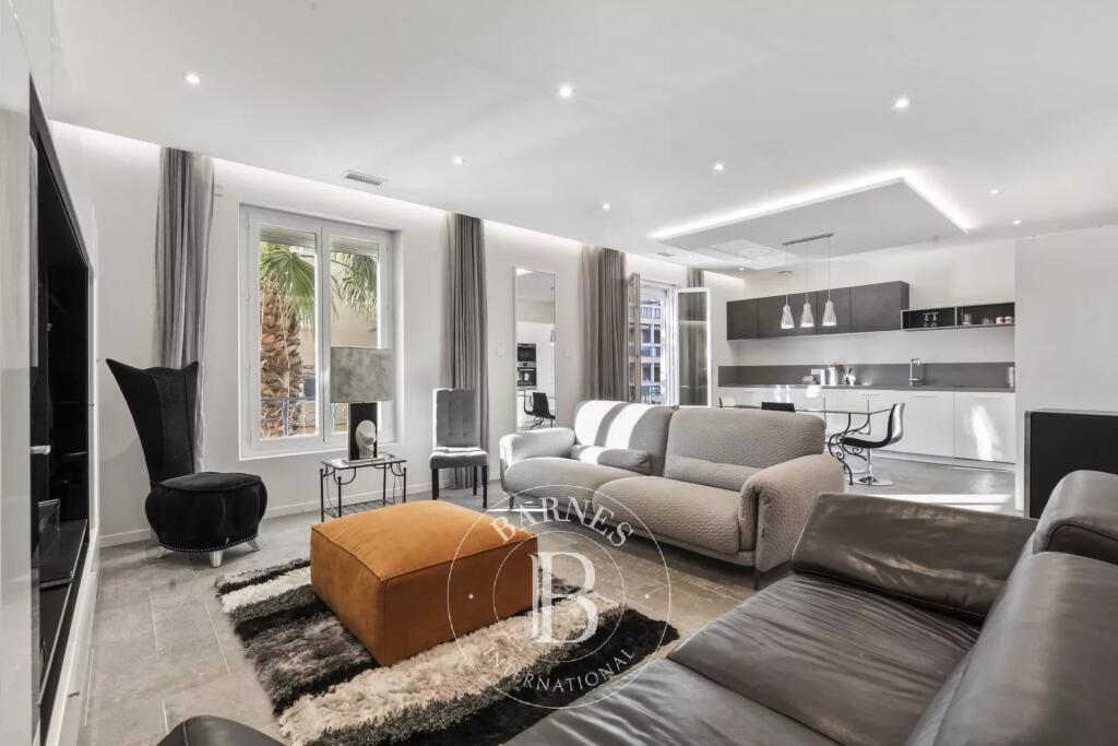 Main image of property: Provence-Alps-Cote d`Azur, Var, Ste-Maxime