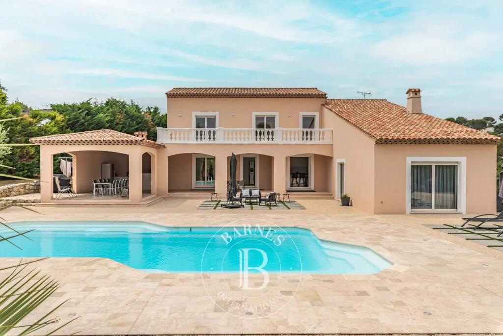 Main image of property: Provence-Alps-Cote d`Azur, Alpes-Maritimes, Valbonne