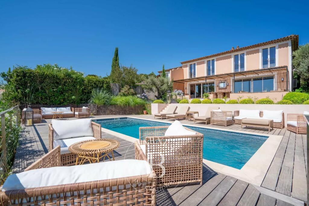 Main image of property: Provence-Alps-Cote d`Azur, Var, St-Tropez