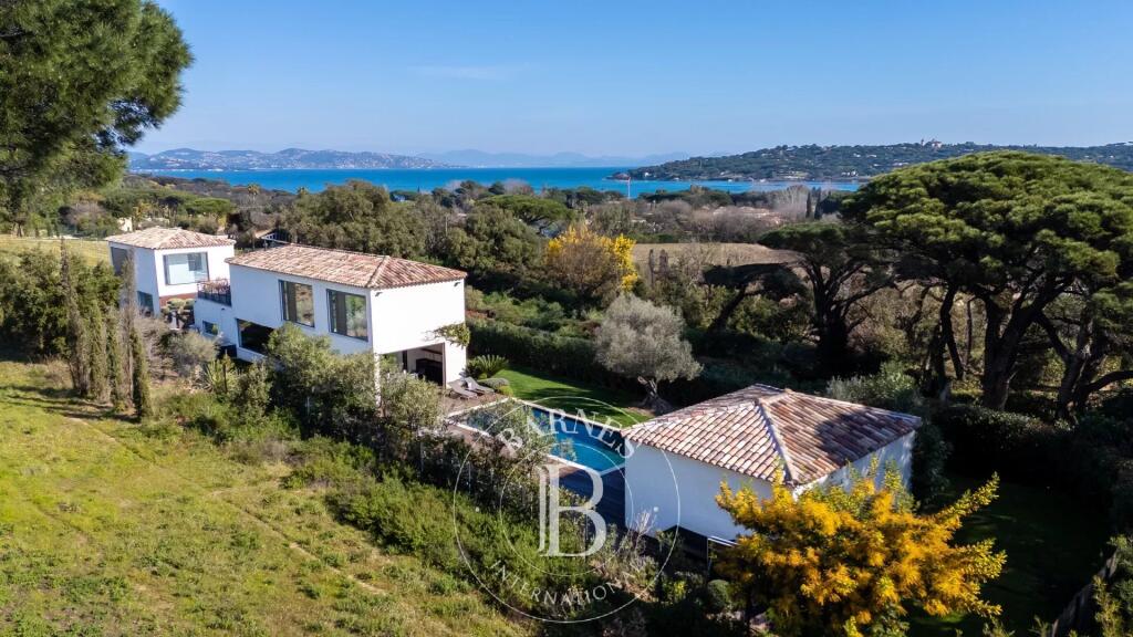 Main image of property: Provence-Alps-Cote d`Azur, Var, St-Tropez